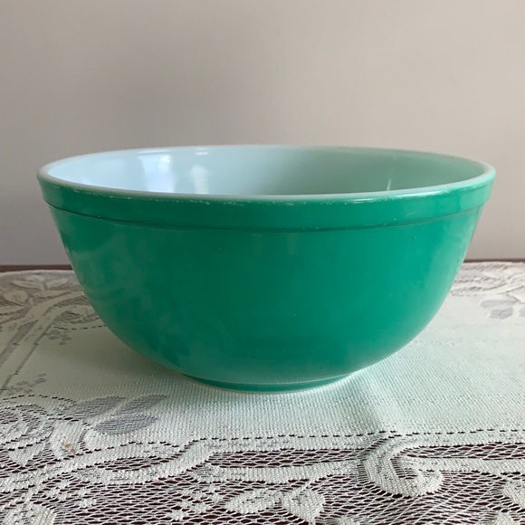 Pyrex Other - Vintage 1950’s Pyrex primary green nesting mixing bowl 403